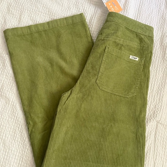 Roxy Chloe Kim Corduroy Iguana green wide leg Pants - Picture 7 of 7